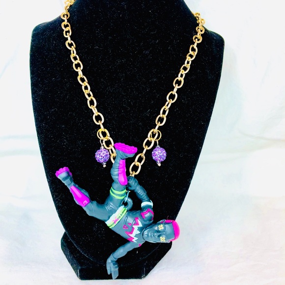 COPY - Necklace - Picture 3 of 3